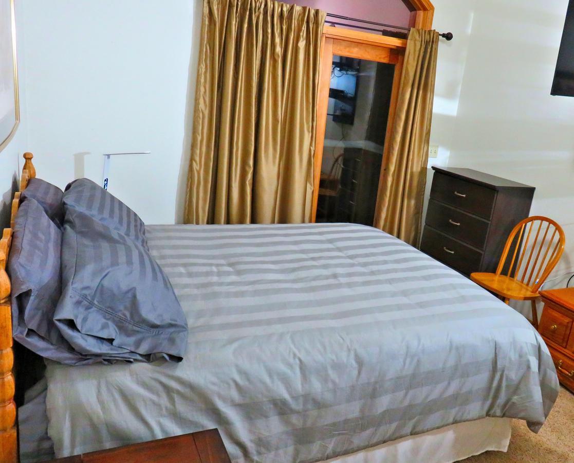 Mein Haus Bed & Breakfast Avon Extérieur photo