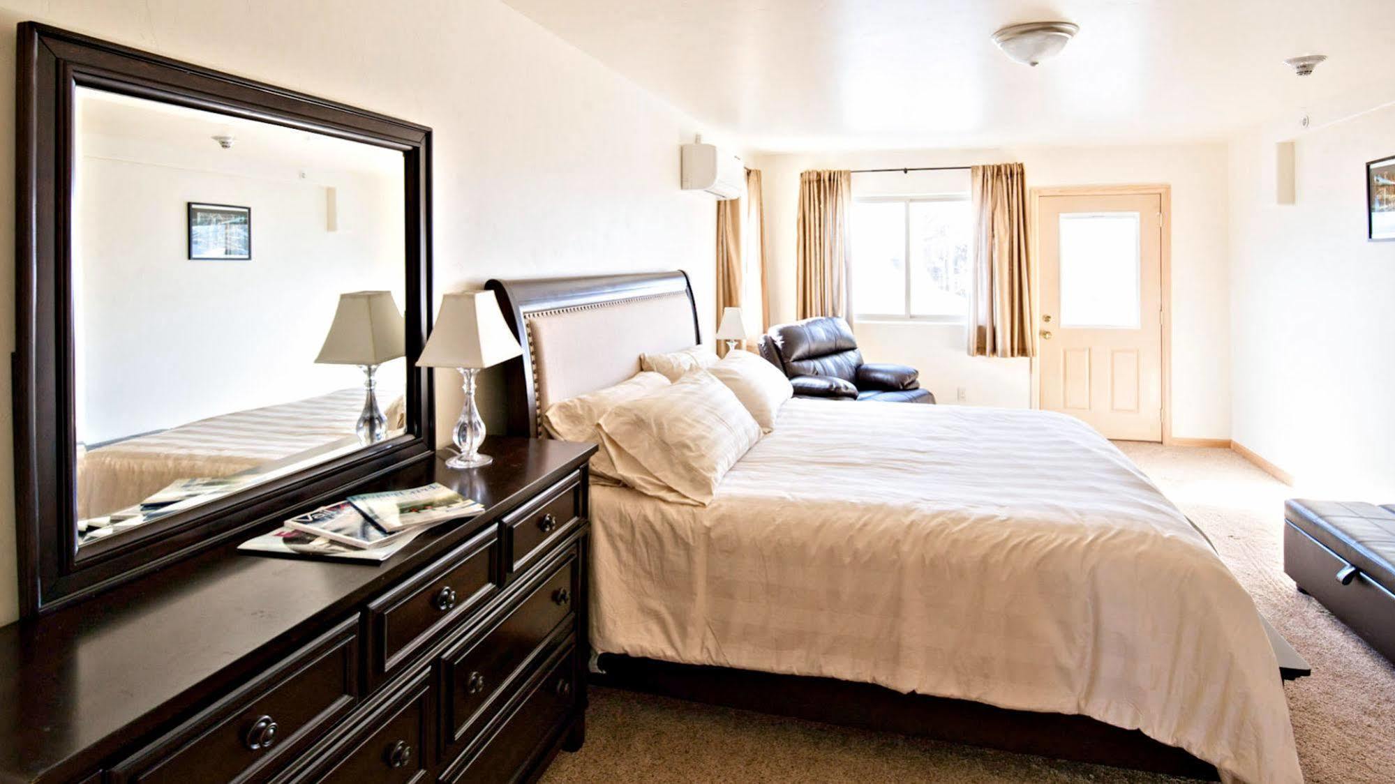 Mein Haus Bed & Breakfast Avon Extérieur photo