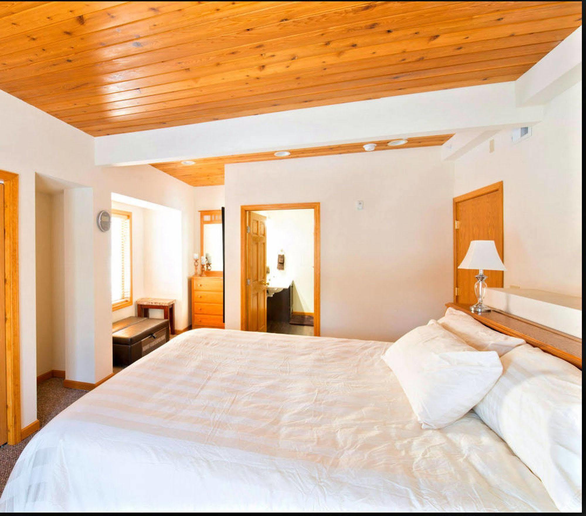 Mein Haus Bed & Breakfast Avon Extérieur photo